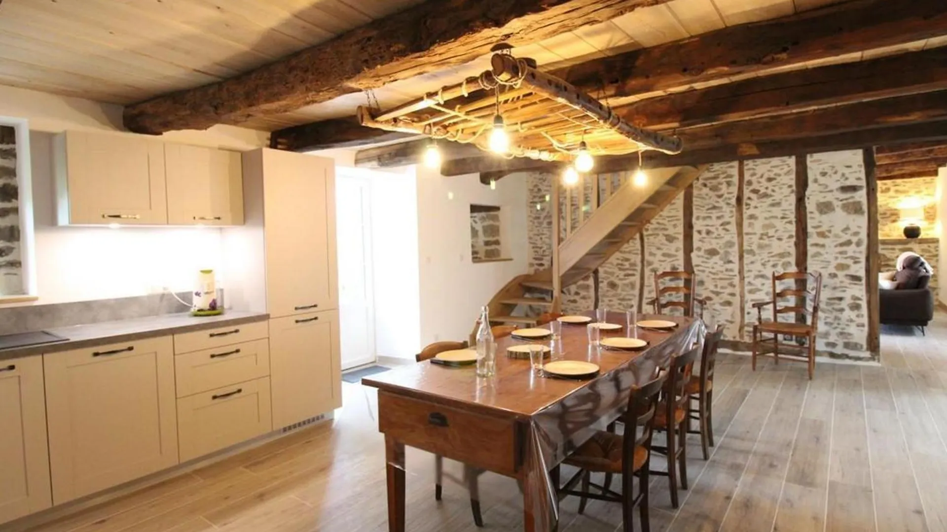 Maison De Caractere Renovee Avec Jardin, Terrasse, Cheminee Et Equipements Modernes Au Coeur De La Chataigneraie - Fr-1-742-555 Villa Lapeyrugue France